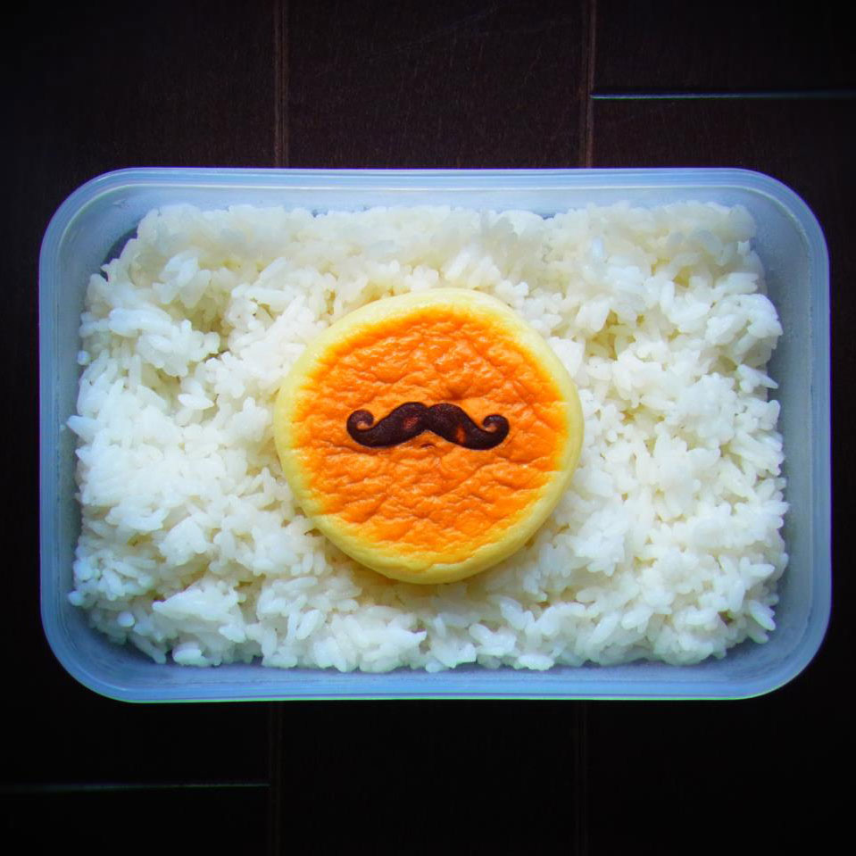 bento art moustache