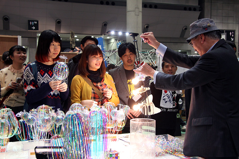 design festa exhibitor showing glowsticks