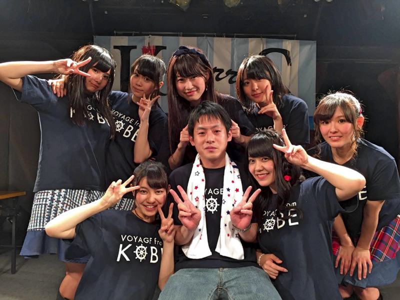 Japanese idol otaku posing with idols