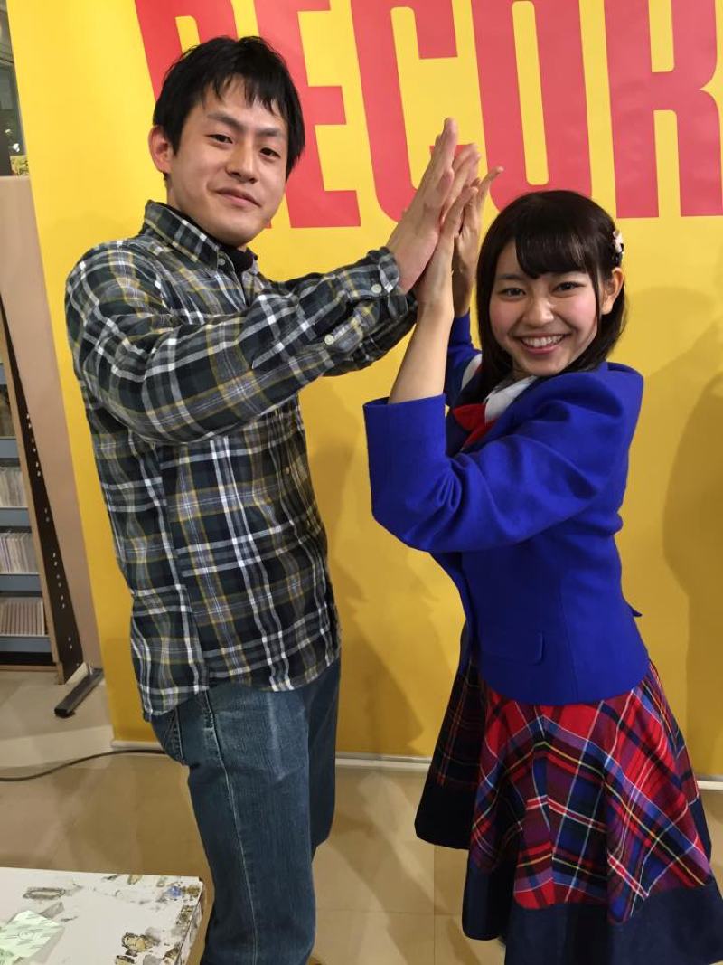 kaori matsumoto at a handshake event