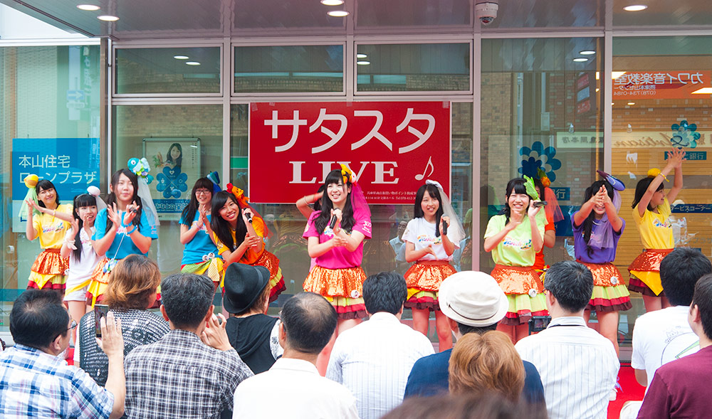 hamburgirl z interview outdoor concert 3