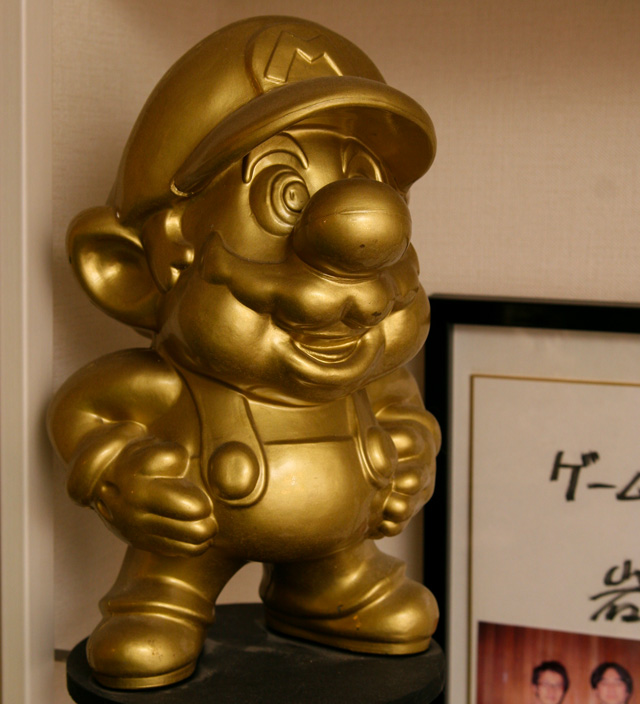 golden mario statue