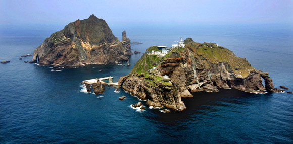 a photo of the dokdo islands