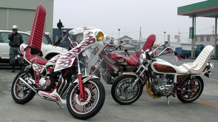 motorcycles used by Japanese biker gang