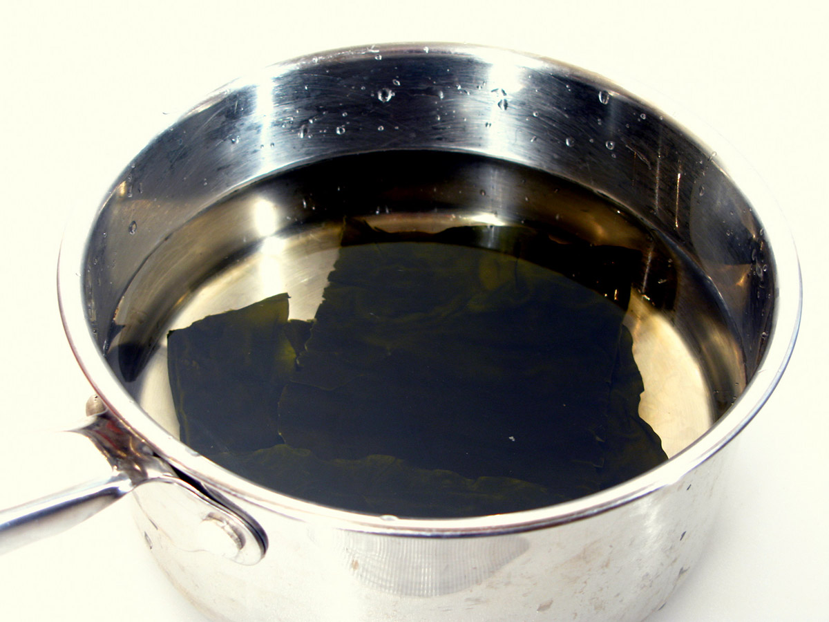 kombu in water in a pot