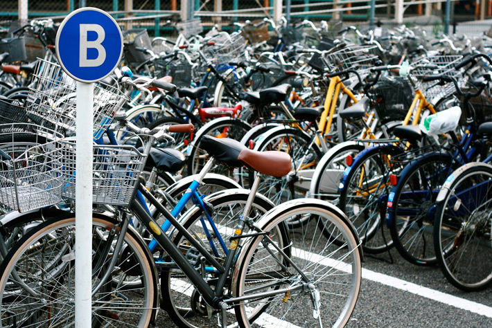 bicycle parking in japan with B sign