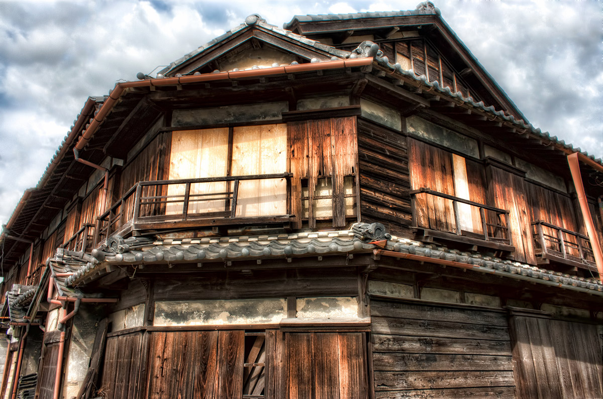 abandoned building in disrepair