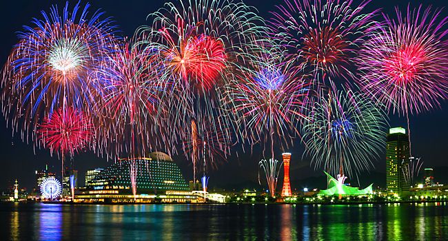 A hanabi display in Kobe