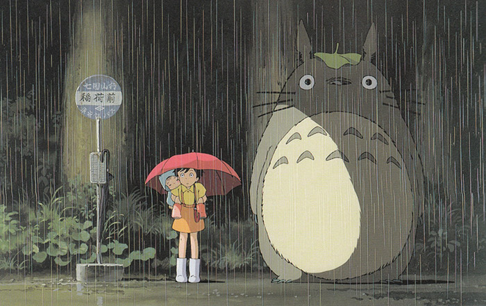 still de la fille totoro à côté de la créature