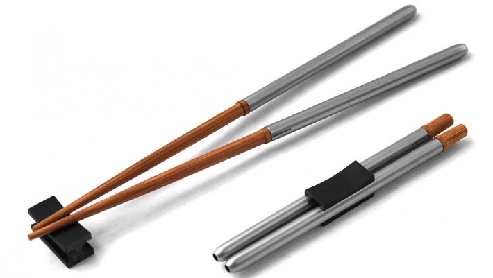 Two pairs of collapsible chopsticks