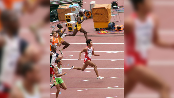 track runner using namaba aruki