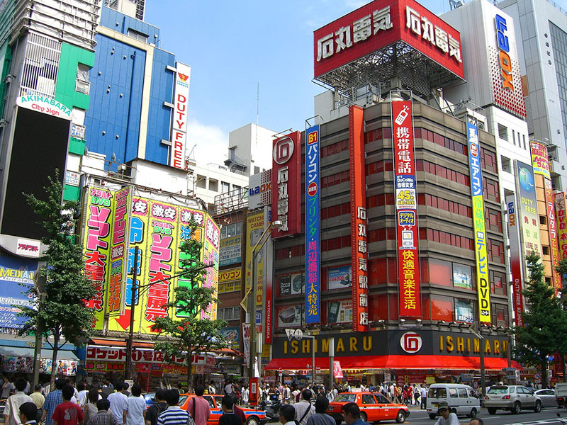 Ishimaru in Akihabara