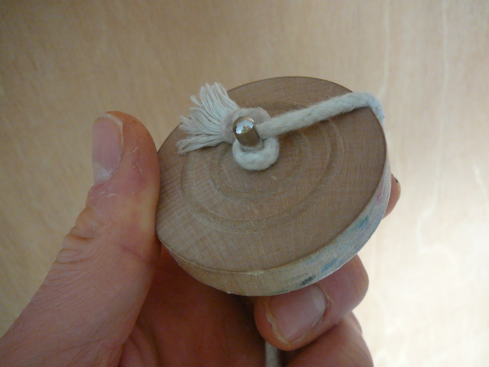 wooden spinning top dimensions