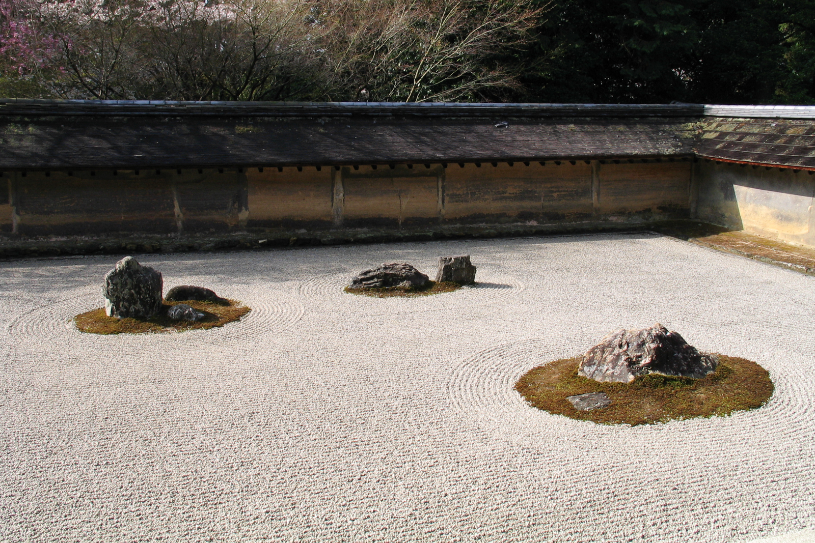 small japanese rock garden