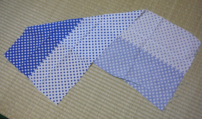 blue and white tenugui