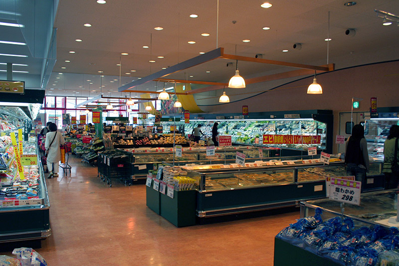 inside of a supermarket in japan