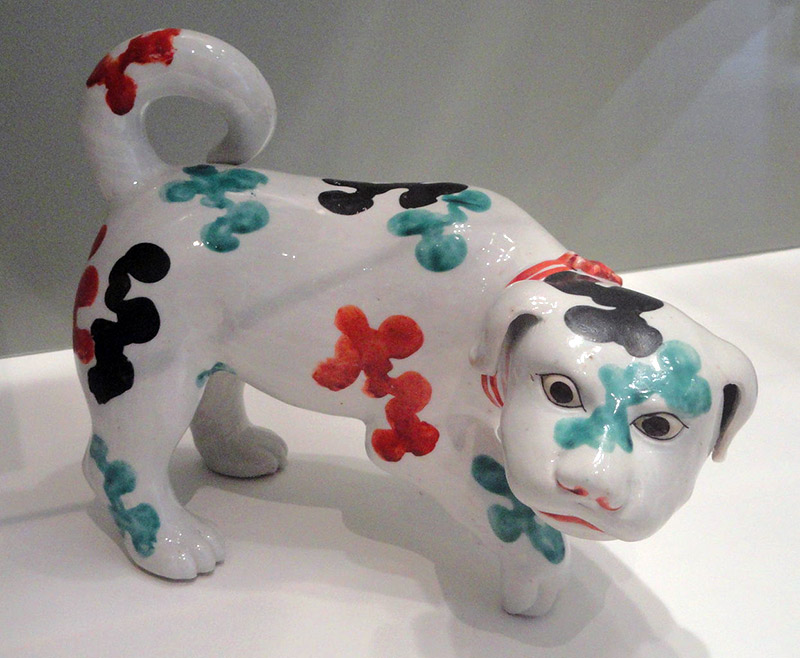 ceramic japanese style white dog