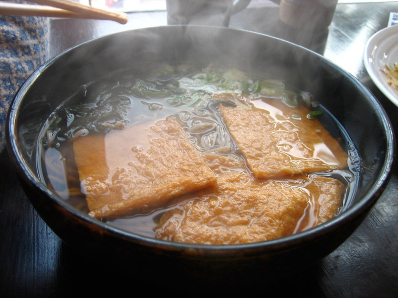 bowl of kitsune udon soup