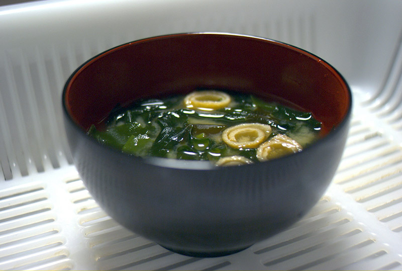 shiro miso soup with wakame seaweed