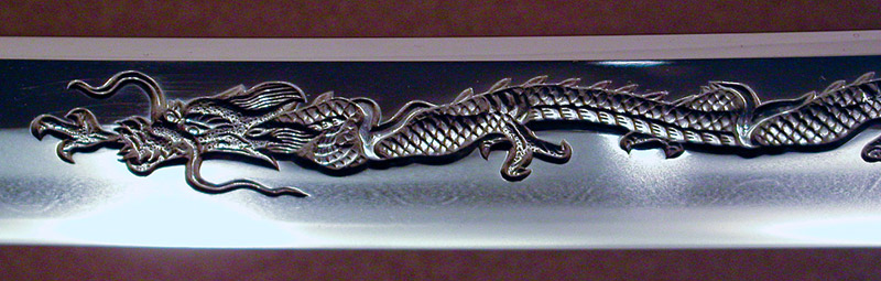 Japanese sword viewing dragon inlay sword blade