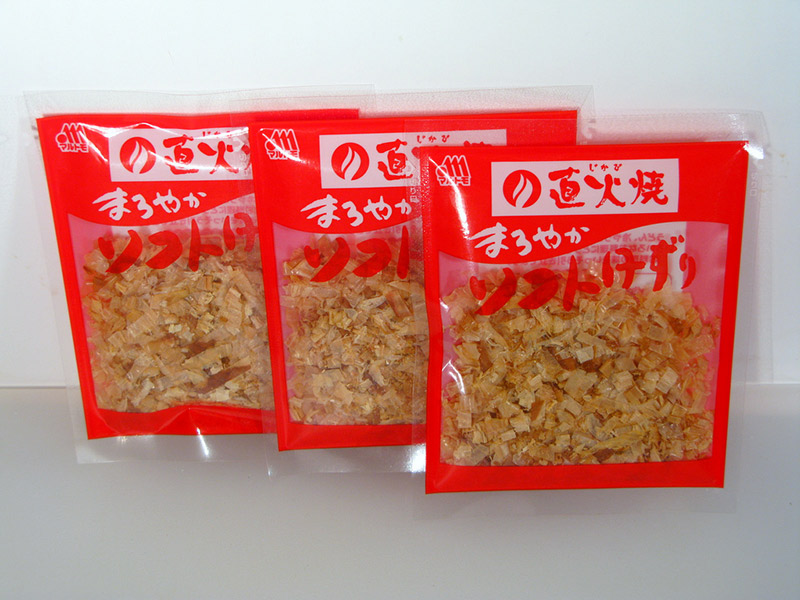 Katsuobushi fermented fish flakes in three red packets pre-flaked