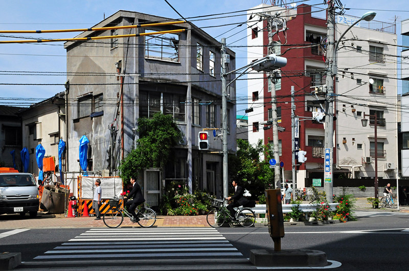 Japanese town bicyclists