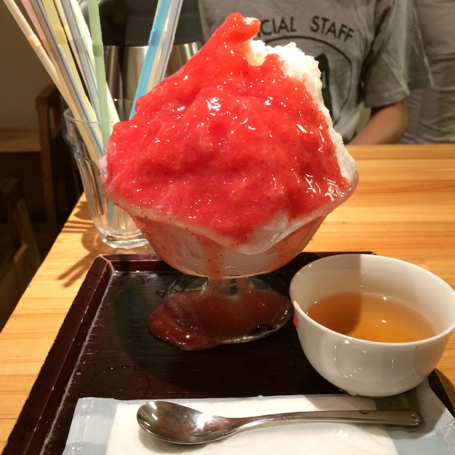 kakigoori made with fresh fruit in tokyo