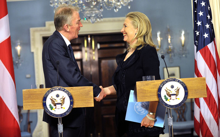 Hilary Clinton et le ministre danois des Affaires étrangères