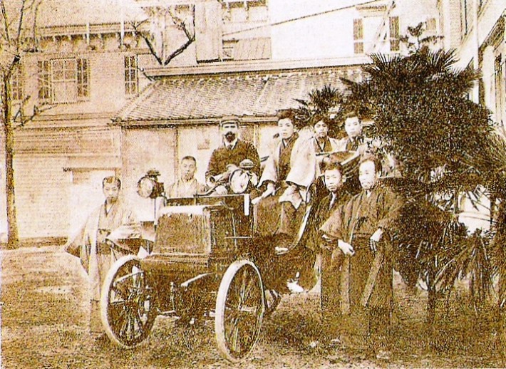 old image of one of the first cars in japan