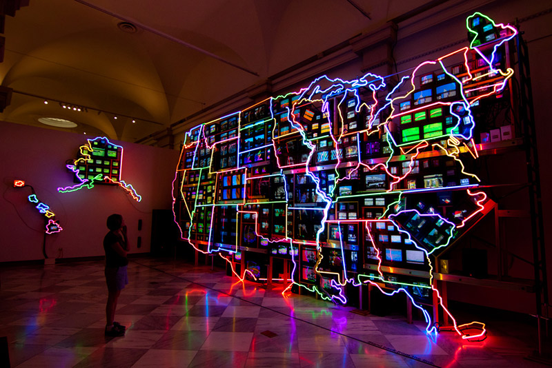 map of United States in neon lights