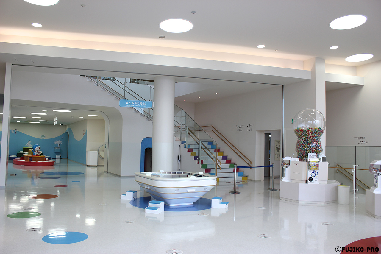 doraemon childrens museum hall with games white room