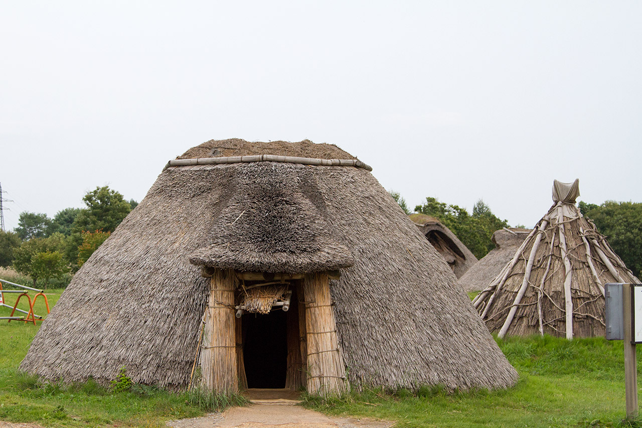 japanese historic thatch hut