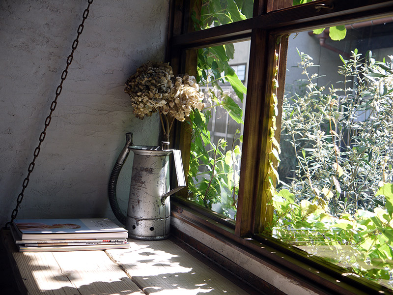 dry flowers clamp coffee kyoto cafe interior japan