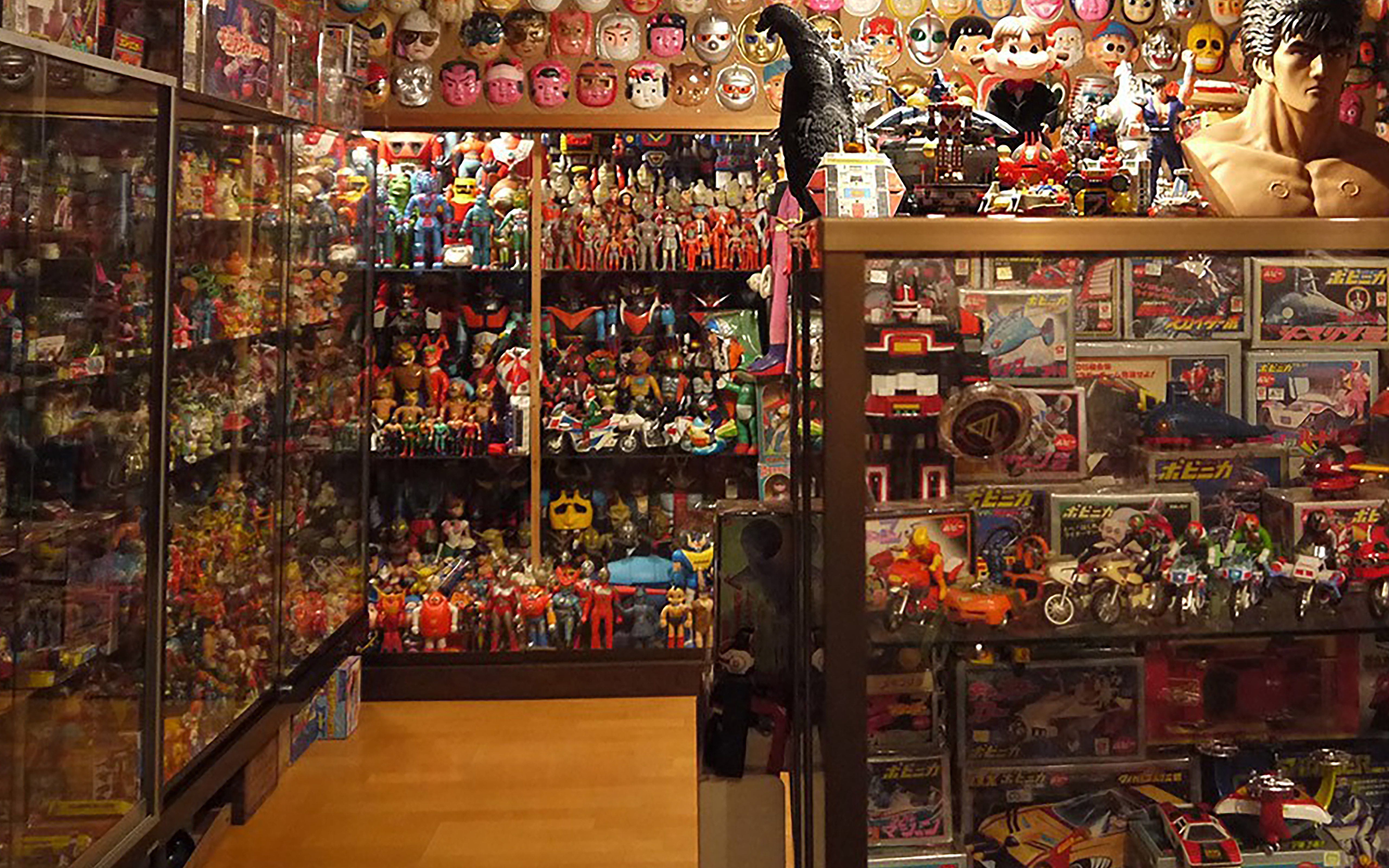 vintage toy shop