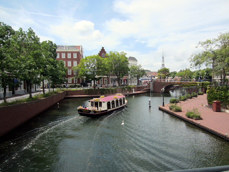 ferry river boat rides holland japan beautiful