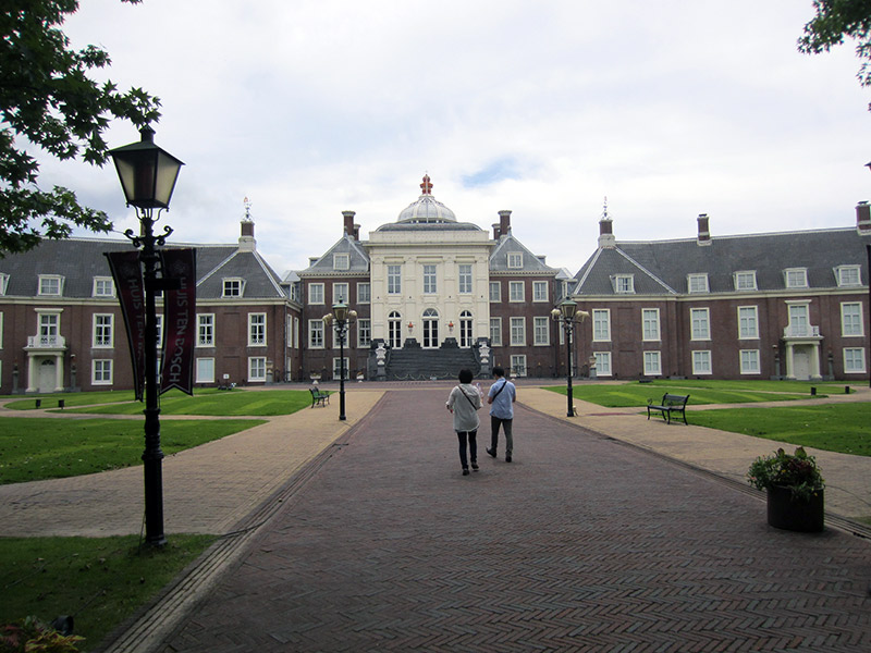 The Dutch Theme Park in Japan Huis Ten Bosch Tofugu