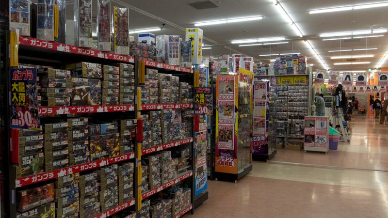 japanese store interior plastic toy displays