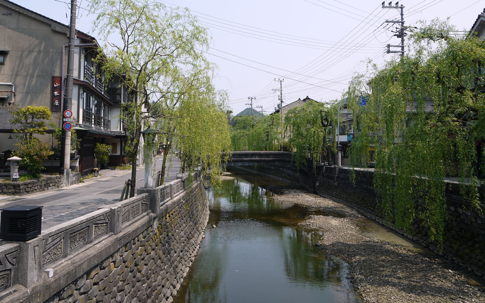 maruyama river running through kinosaki