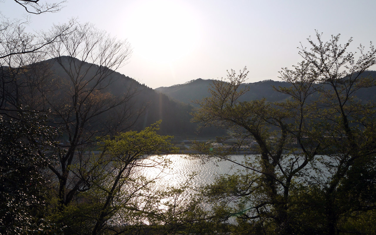 beautiful lake in hyogo japan