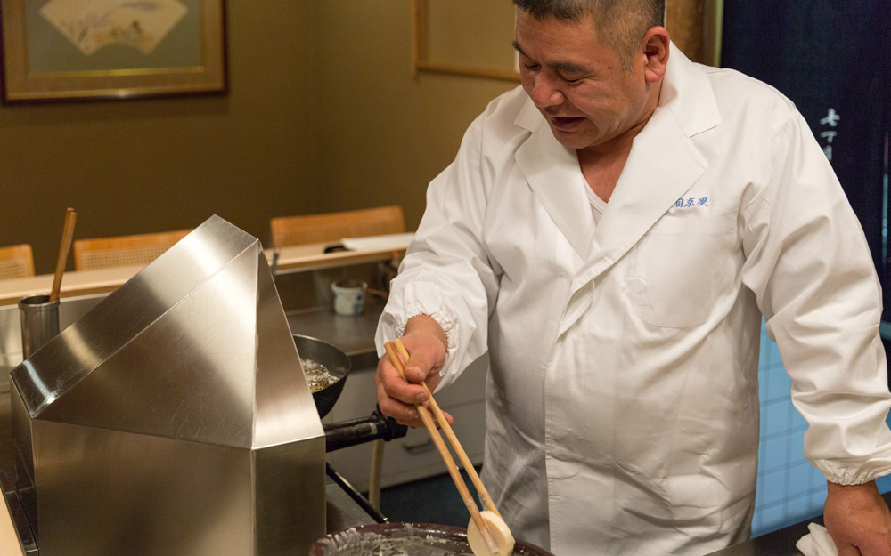 batter used for tempura at nanachome kyoboshi